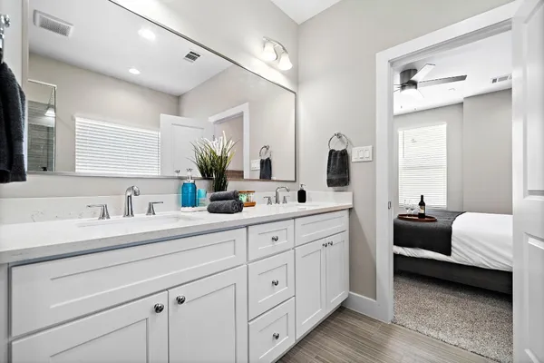 $3,099 | 2116 Bello Amanecer Lane, Houston, TX 77055