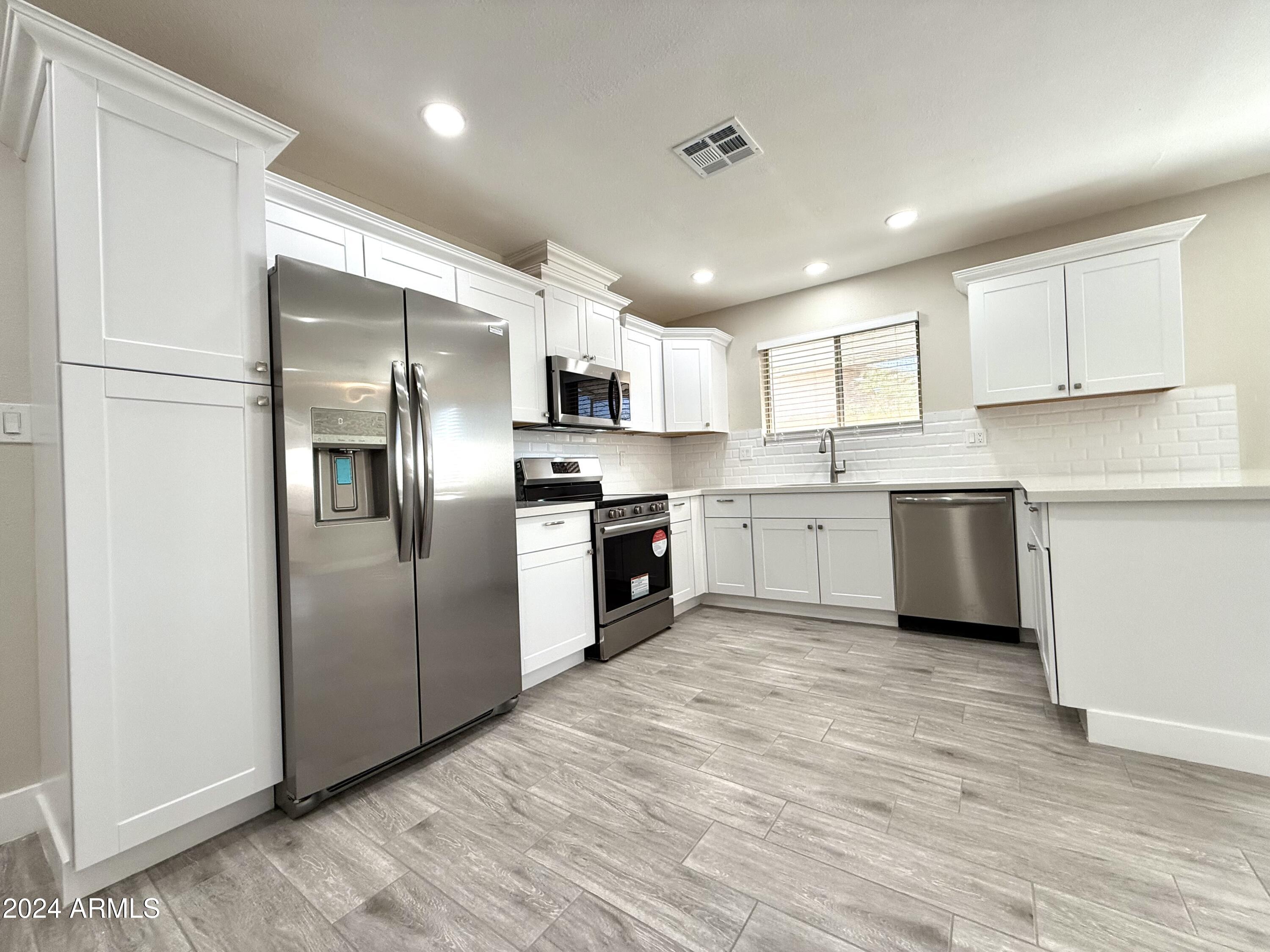2230 South Belair Road Apache Junction, AZ 85119 - Photo 2 of 28 IMG_6725