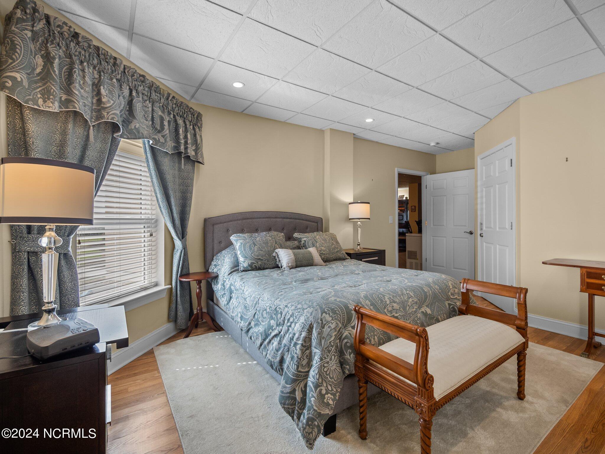 2000 New River Inlet Road, Unit 1004 North Topsail Beach, NC 28460 - Photo 37 of 48 Primary bedroom