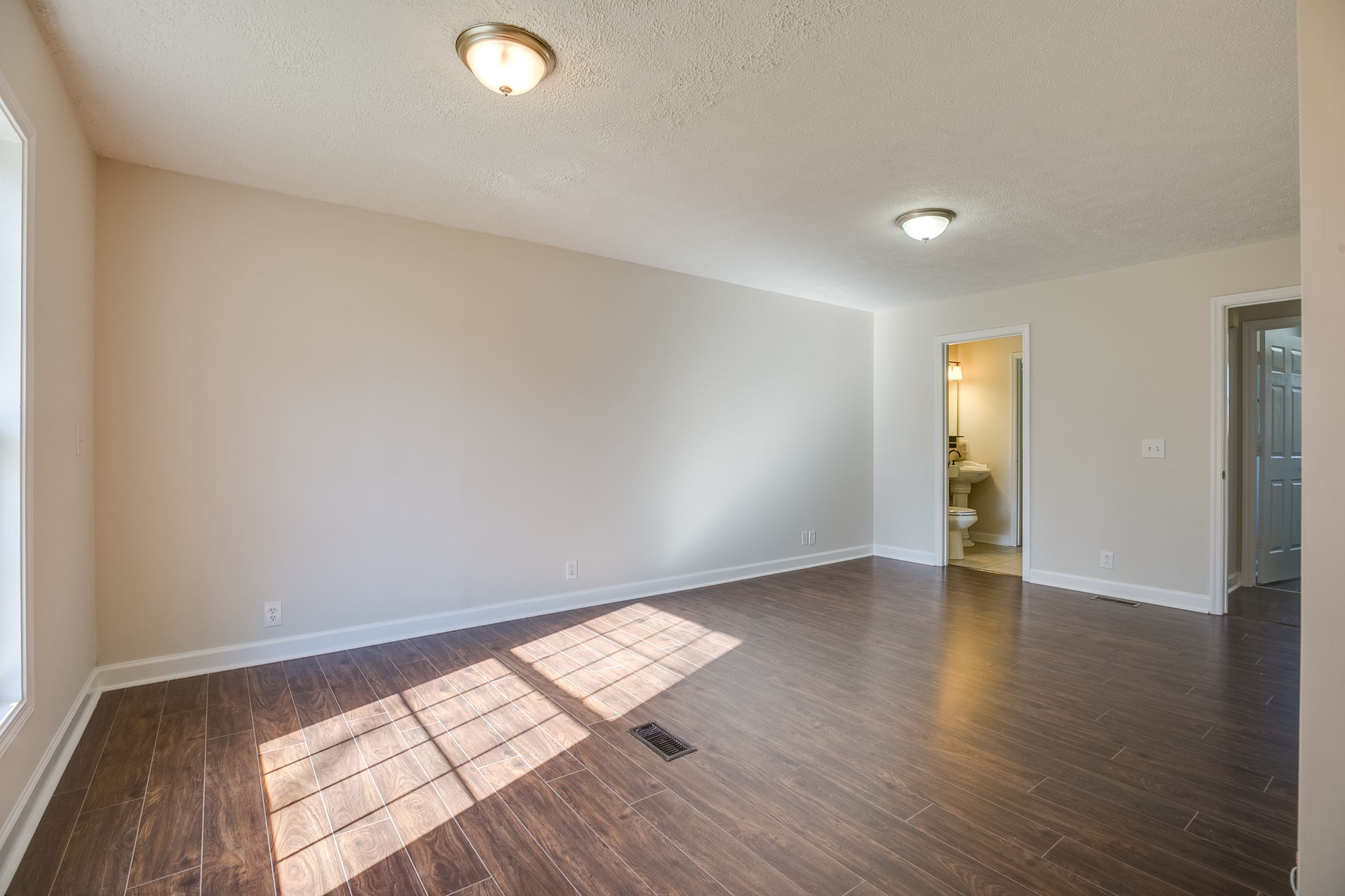 8488 Franklin Road Murfreesboro, TN 37128 - Photo 16 of 27 Gallery Image 16