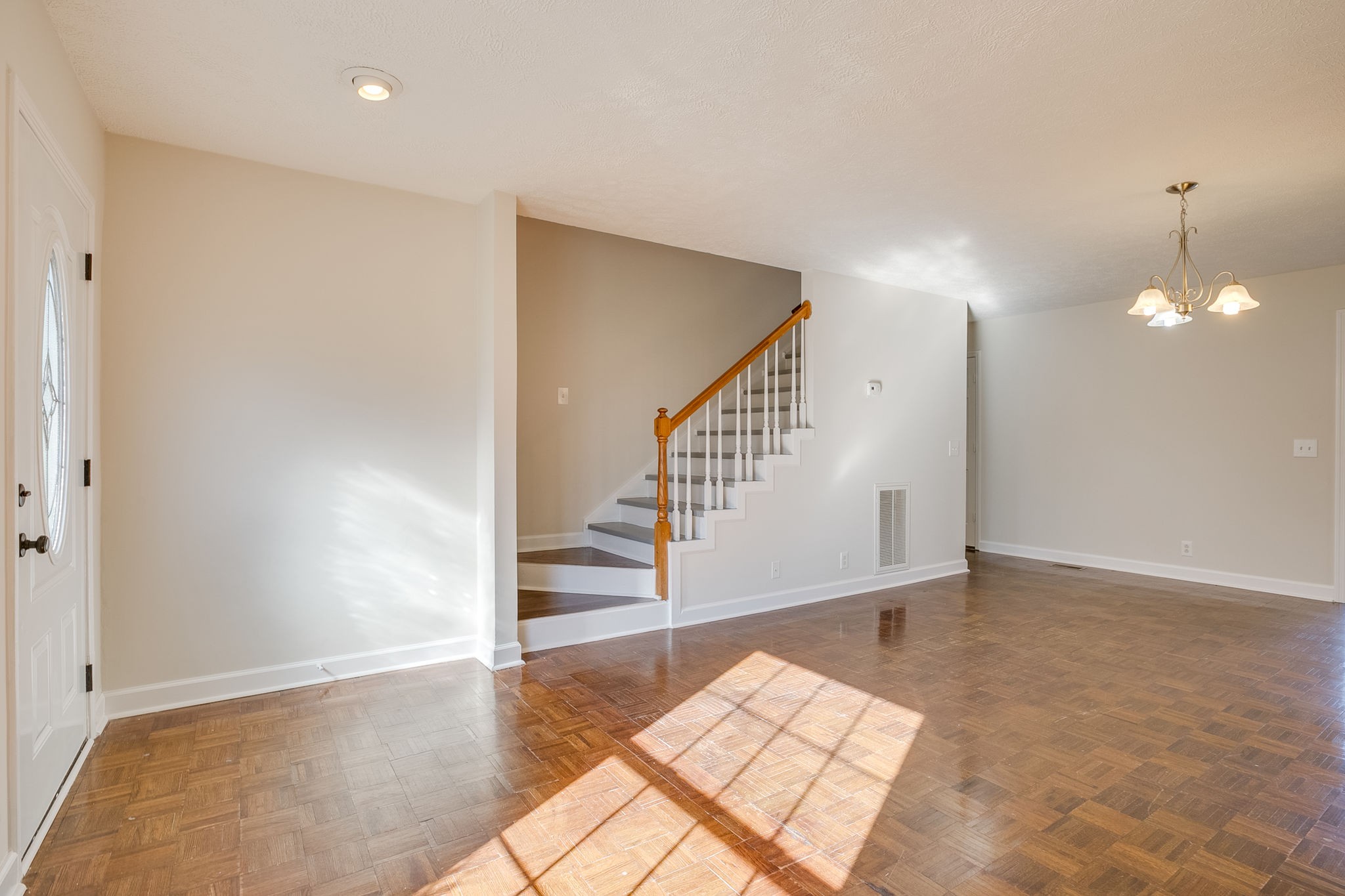 8488 Franklin Road Murfreesboro, TN 37128 - Photo 4 of 27 Gallery Image 4