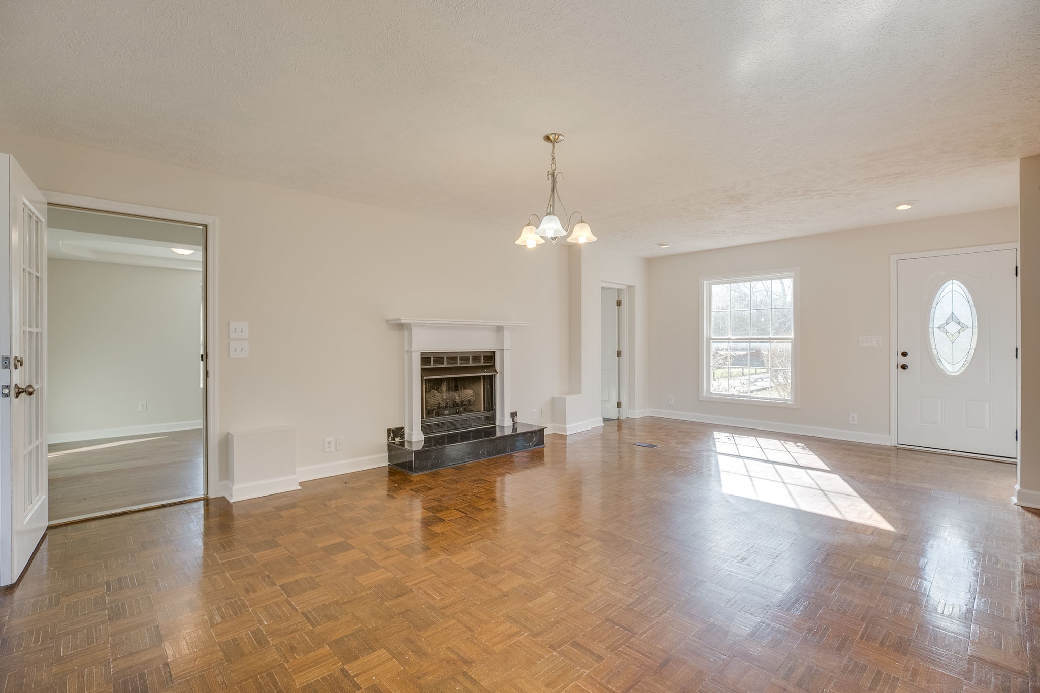 8488 Franklin Road Murfreesboro, TN 37128 - Photo 6 of 27 Gallery Image 6