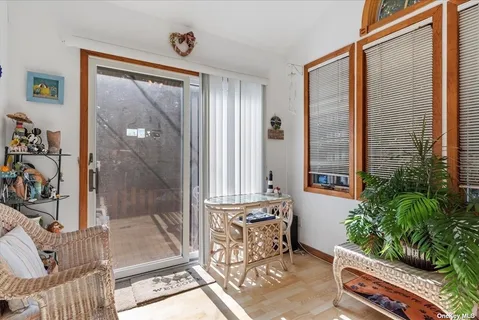 $749,000 | 3 Capri Gate, Plainview, NY 11803