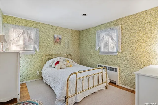 $749,000 | 3 Capri Gate, Plainview, NY 11803