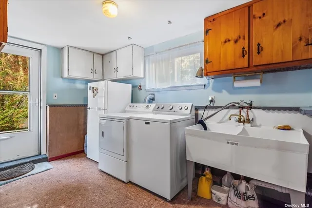 $749,000 | 3 Capri Gate, Plainview, NY 11803