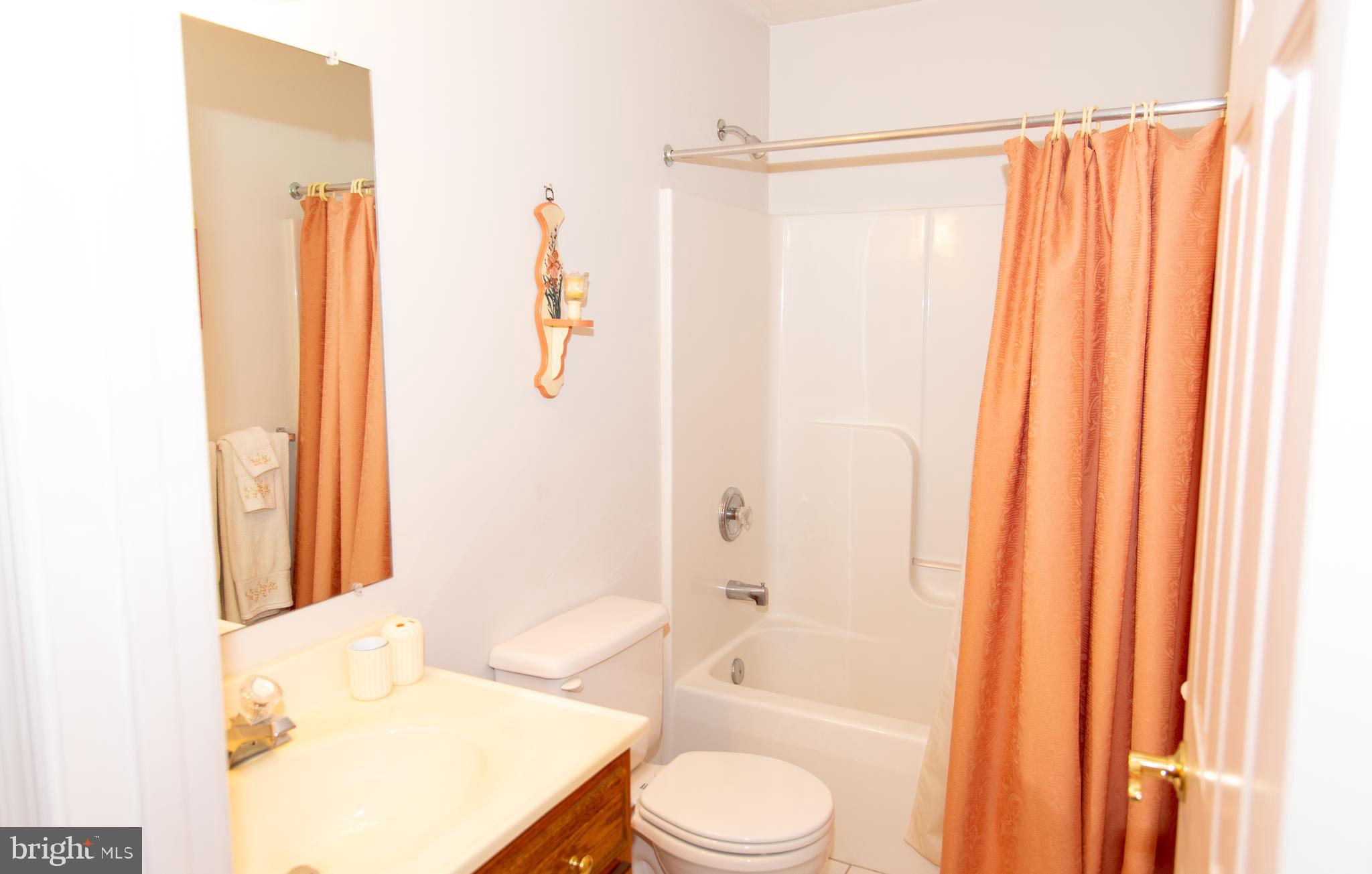 2165 Harney Road Littlestown, PA 17340 - Photo 17 of 54 Main full bath