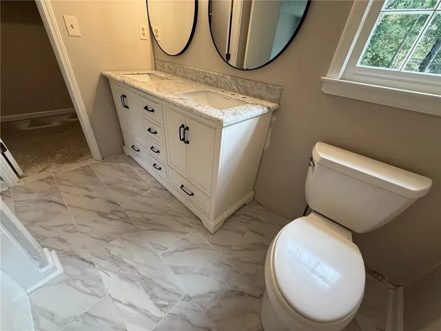 $600,000 | 5062 Bridgeport Lane Northwest, Peachtree Corners, GA 30092