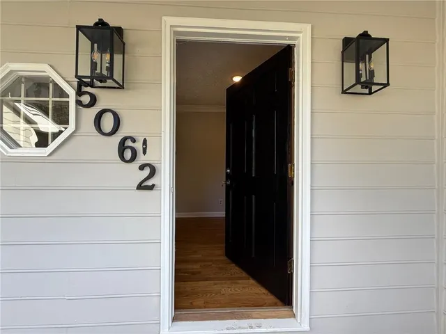 $600,000 | 5062 Bridgeport Lane Northwest, Peachtree Corners, GA 30092