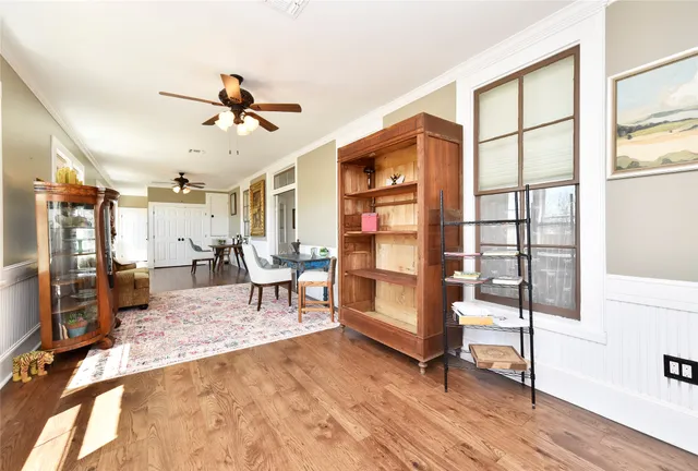 $850,000 | 315 Cedar Street, New Ulm, TX 78950