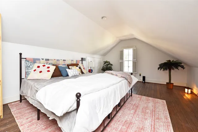 $850,000 | 315 Cedar Street, New Ulm, TX 78950