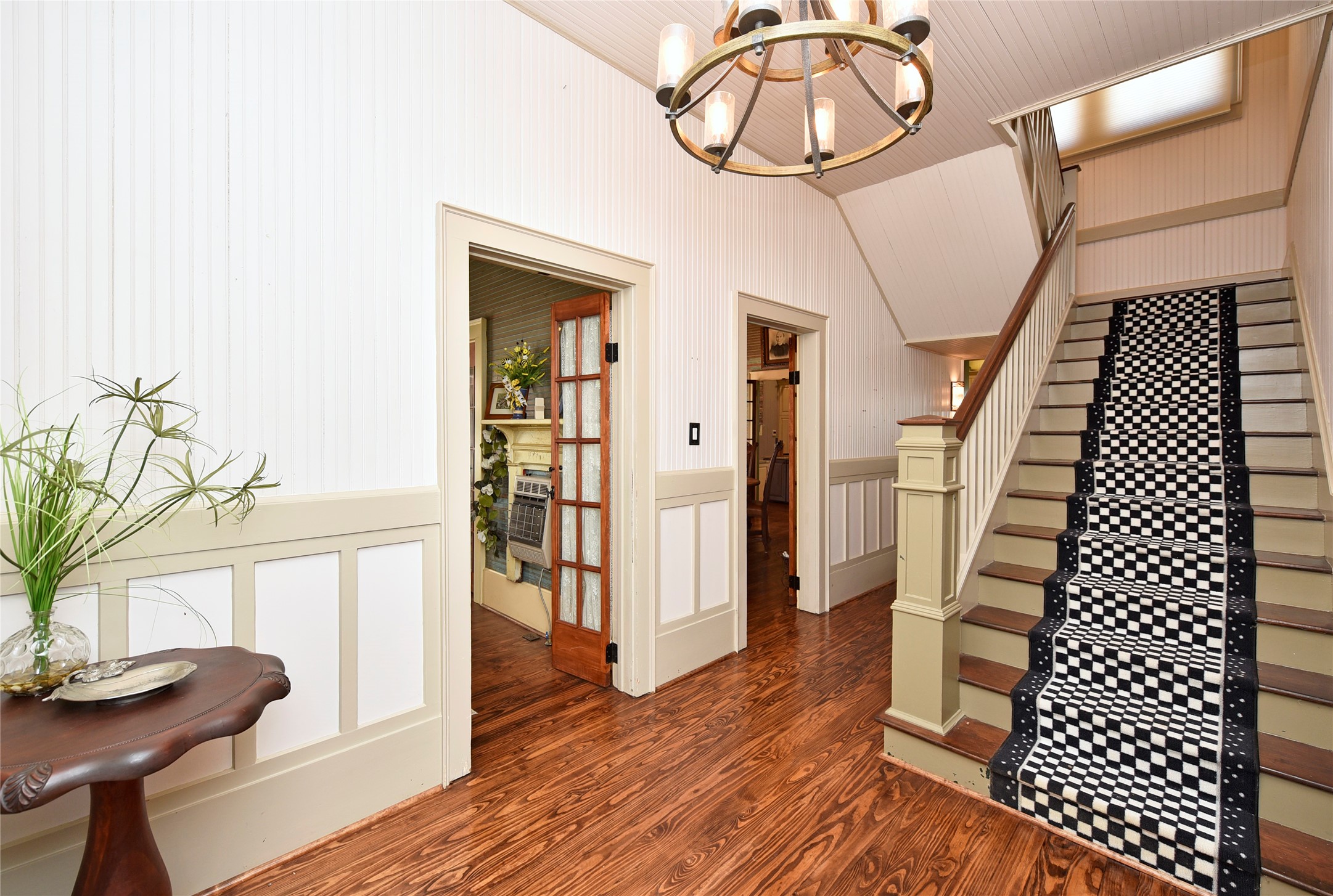 315 Cedar Street New Ulm, TX 78950 - Photo 10 of 50 a view of entryway with wooden floor