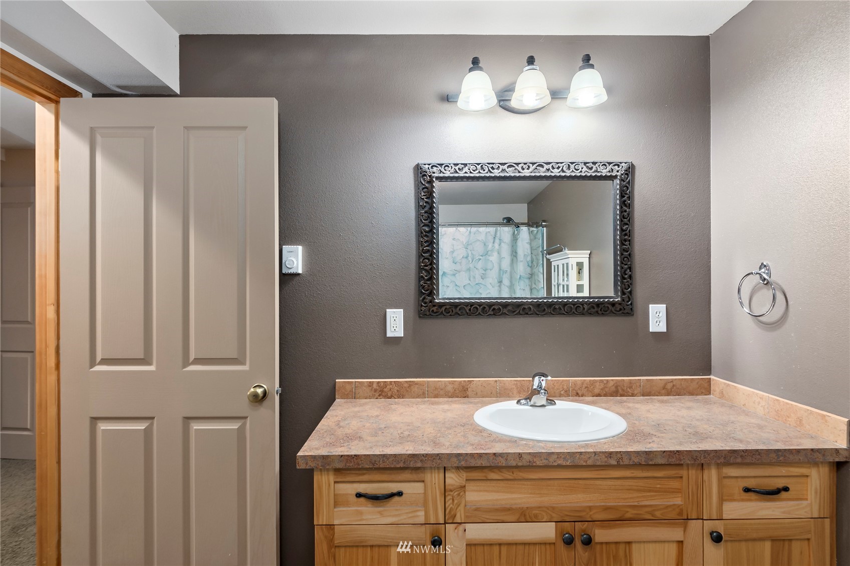 15724 Mountain View Road Mount Vernon, WA 98274 - Photo 23 of 40 Gallery Image 23