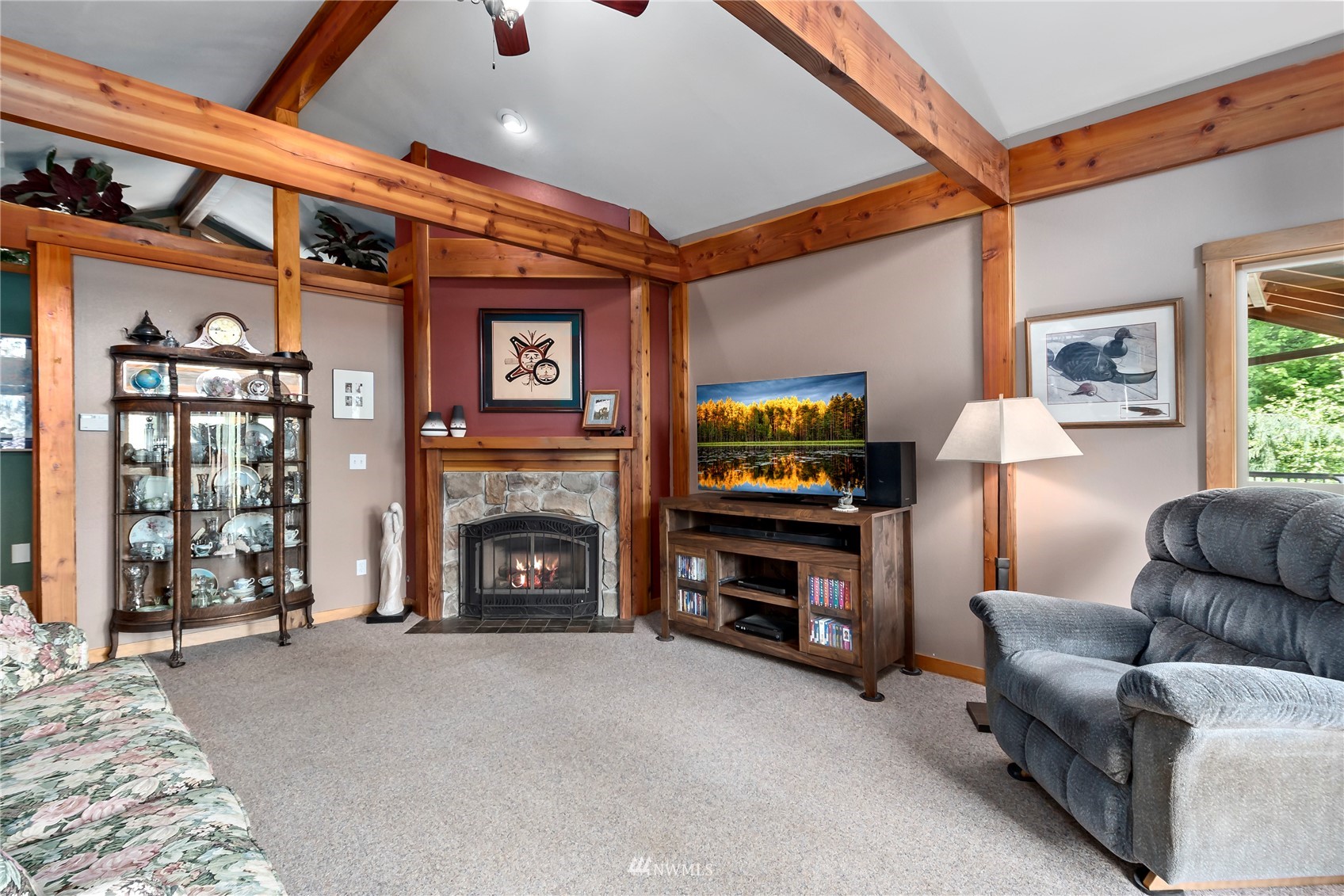 15724 Mountain View Road Mount Vernon, WA 98274 - Photo 5 of 40 Gallery Image 5