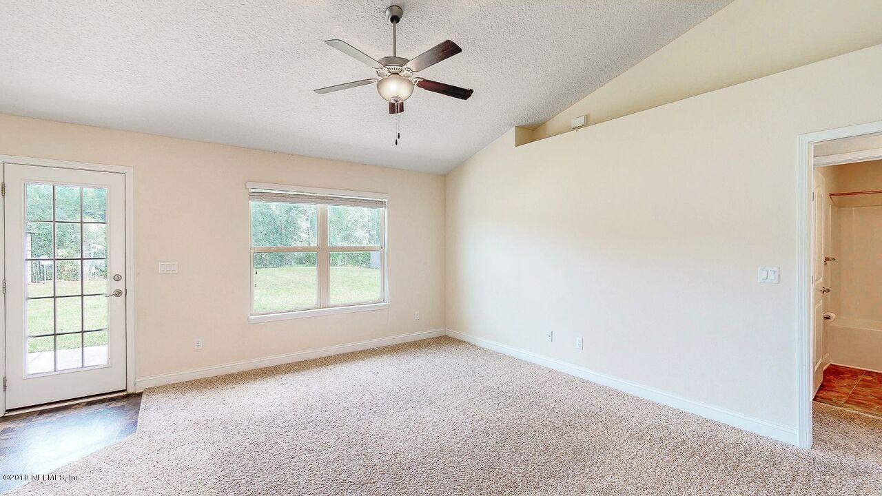 3000 Longleaf Ranch Circle Middleburg, FL 32068 - Photo 6 of 31 Living Room