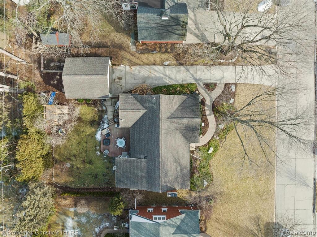 540 Shoreham Road Grosse Pointe Woods, MI 48236 - Photo 4 of 44