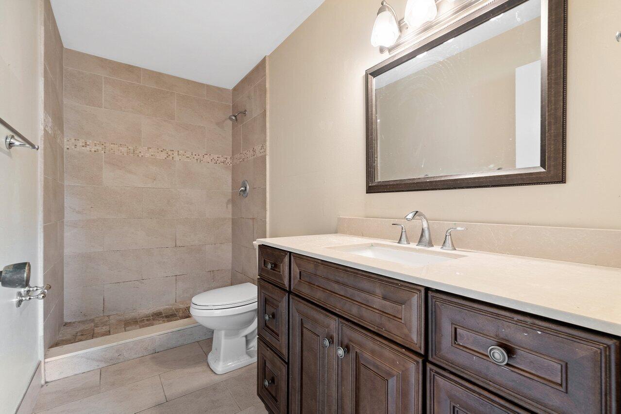 301 Norfolk Road Jupiter, FL 33469 - Photo 13 of 23 301 W Norfolk Rd