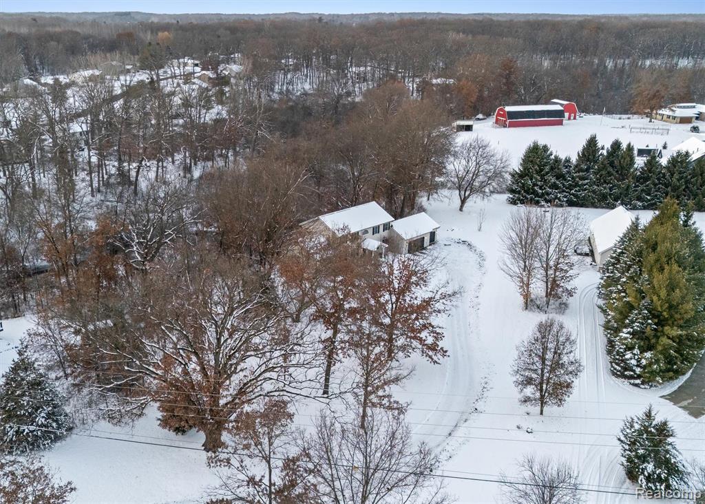 8301 Hyne Road Brighton, MI 48114 - Photo 62 of 76 Gallery Image 62