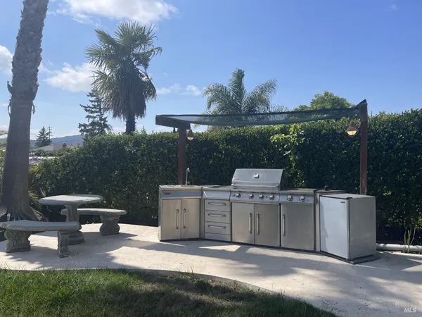 $1,995,000 | 124 Montego Key, Novato, CA 94949