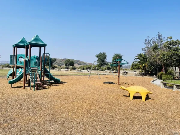 $1,995,000 | 124 Montego Key, Novato, CA 94949