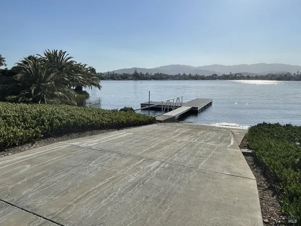 $1,995,000 | 124 Montego Key, Novato, CA 94949