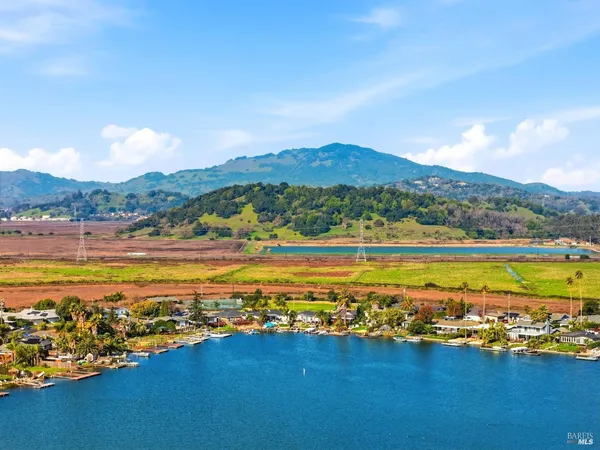 $1,995,000 | 124 Montego Key, Novato, CA 94949