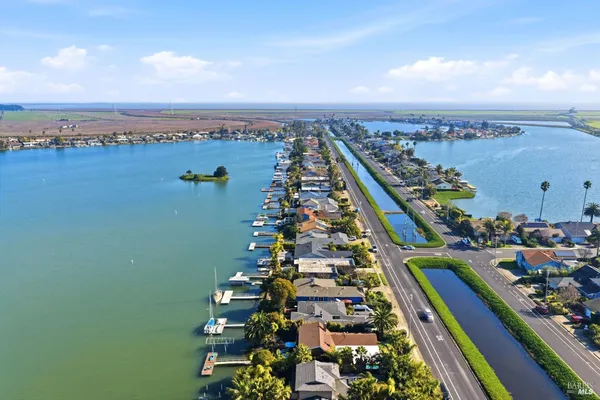 $1,995,000 | 124 Montego Key, Novato, CA 94949