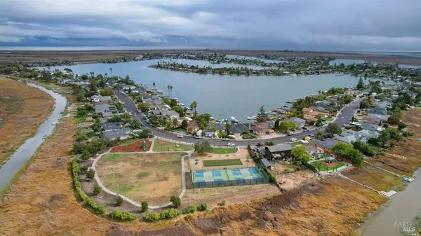 $1,995,000 | 124 Montego Key, Novato, CA 94949