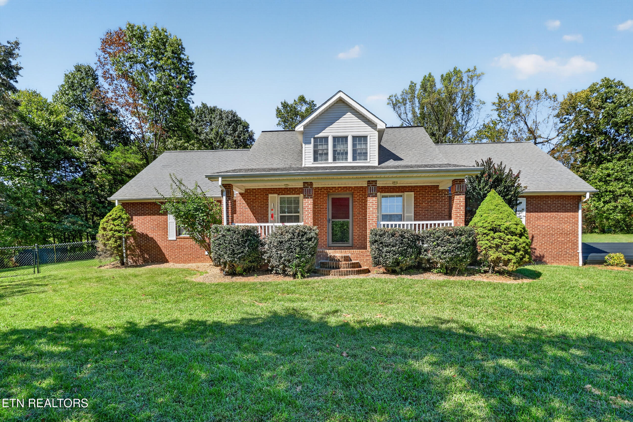 4816 St Paul Road Morristown, TN 37813 - Photo 1 of 41 CO0A0856