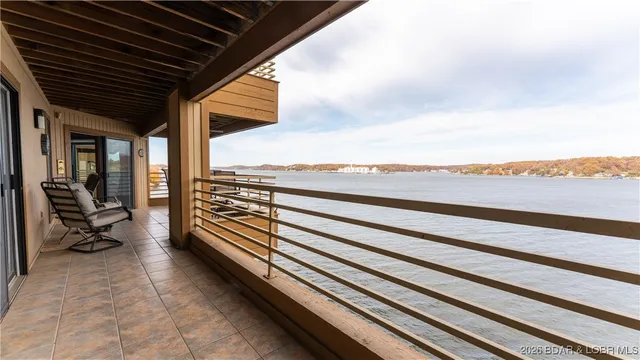 $249,900 | 701 Cedar Drive, Unit 2B, Lake Ozark, MO 65049