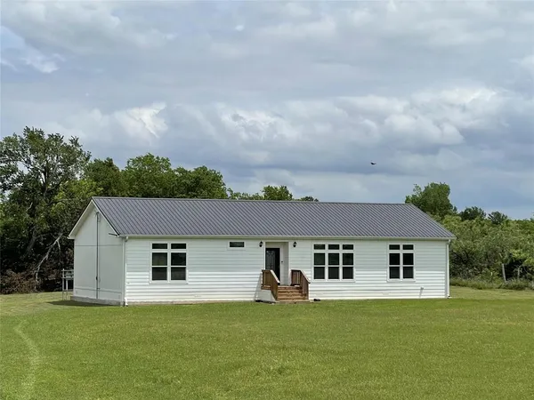 $339,000 | 1408 FM 3119, Mexia, TX 76667
