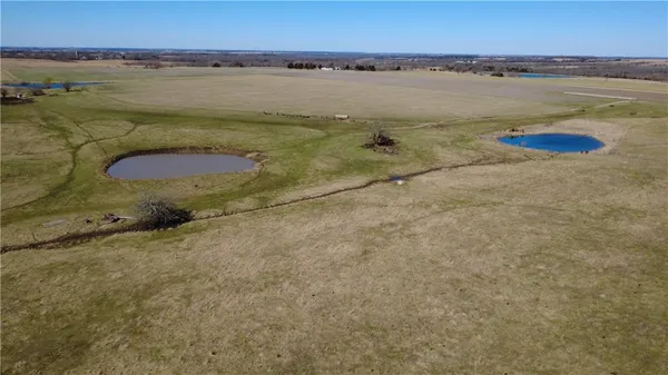 $1,275,000 | 23974 Ayers Road, Greeley, KS 66033