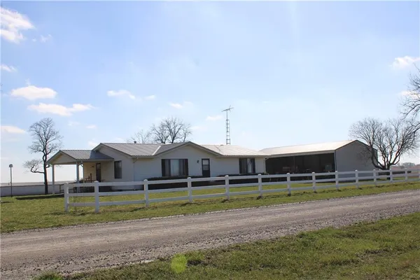 $1,275,000 | 23974 Ayers Road, Greeley, KS 66033