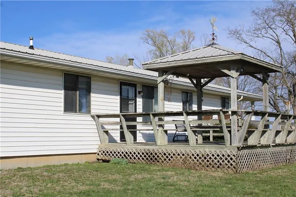 $1,275,000 | 23974 Ayers Road, Greeley, KS 66033