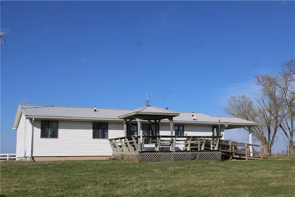 $1,275,000 | 23974 Ayers Road, Greeley, KS 66033