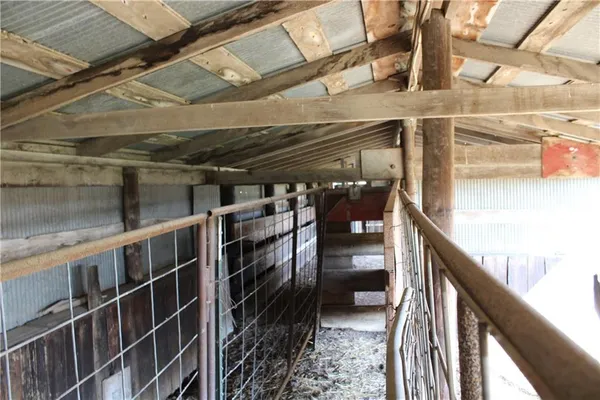 $1,275,000 | 23974 Ayers Road, Greeley, KS 66033