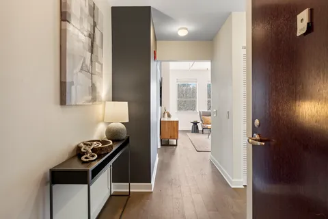 $425,000 | 437 West Division Street, Unit 310, Chicago, IL 60610