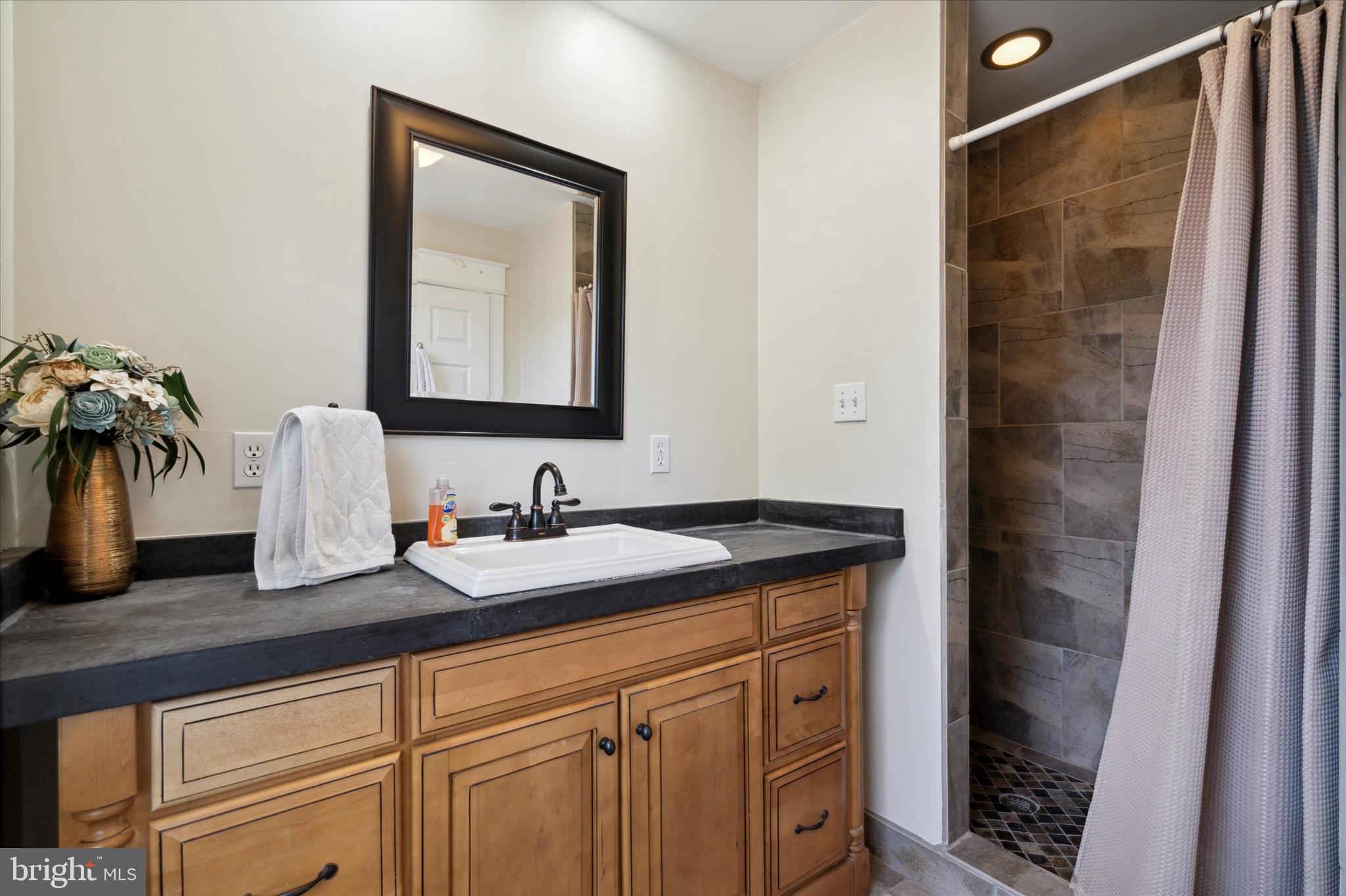 126 Conestoga Road Wayne, PA 19087 - Photo 17 of 25 Master Bedroom Bathroom