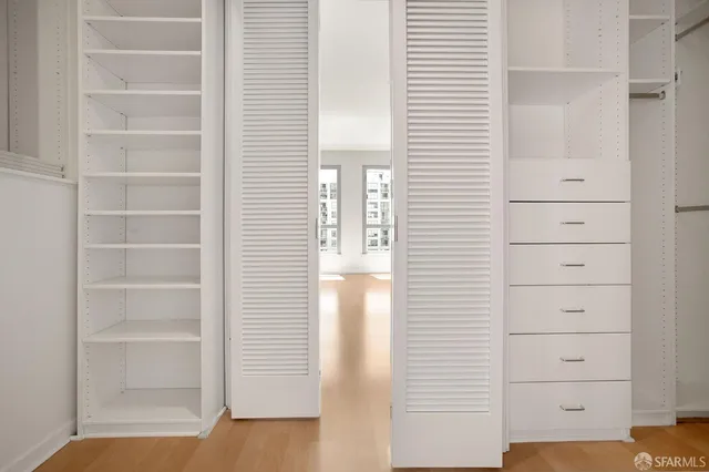 $5,900 | 219 Brannan Street, Unit 7J, San Francisco, CA 94107