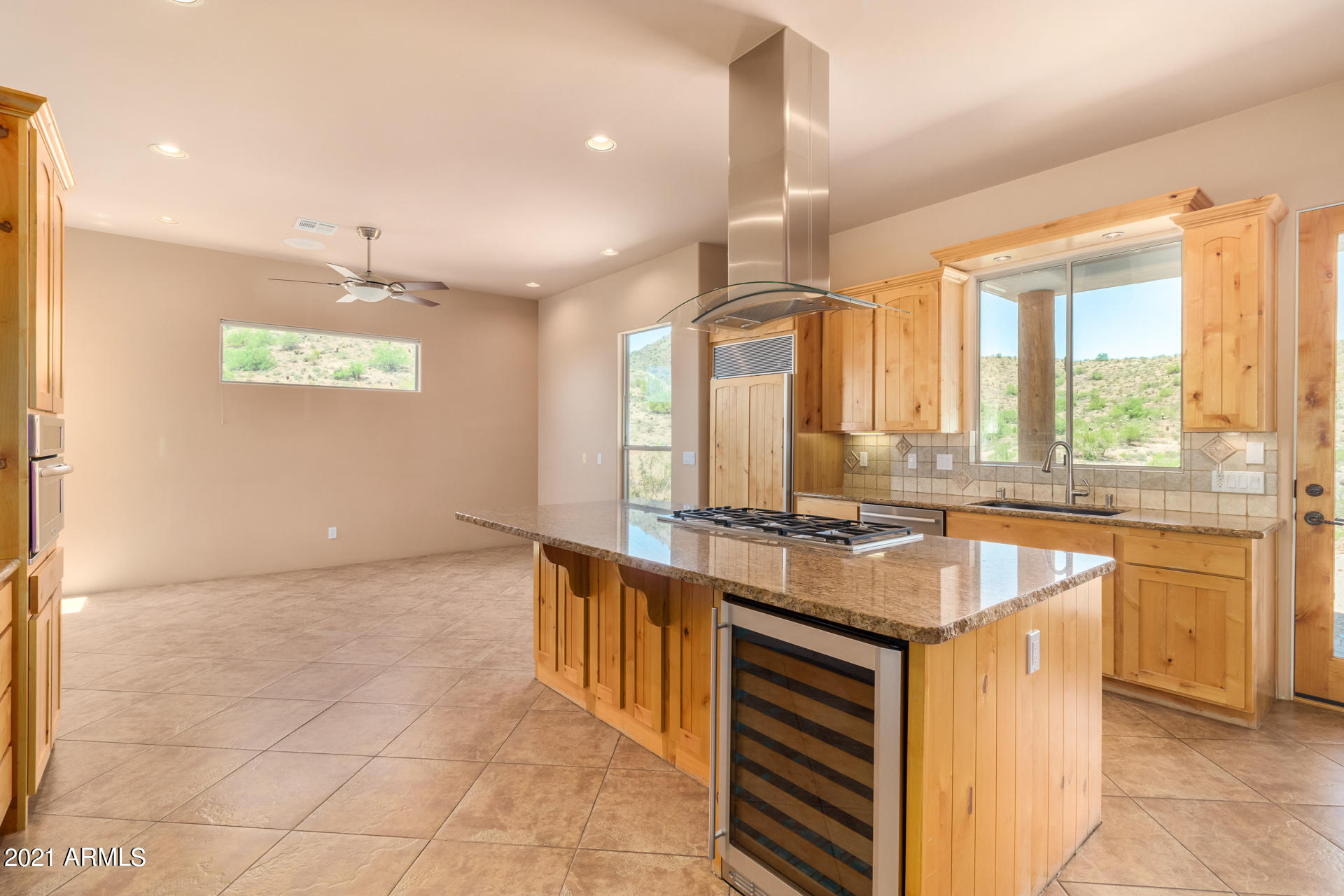 520 East Briles Road Phoenix, AZ 85085 - Photo 11 of 52 10-Briles