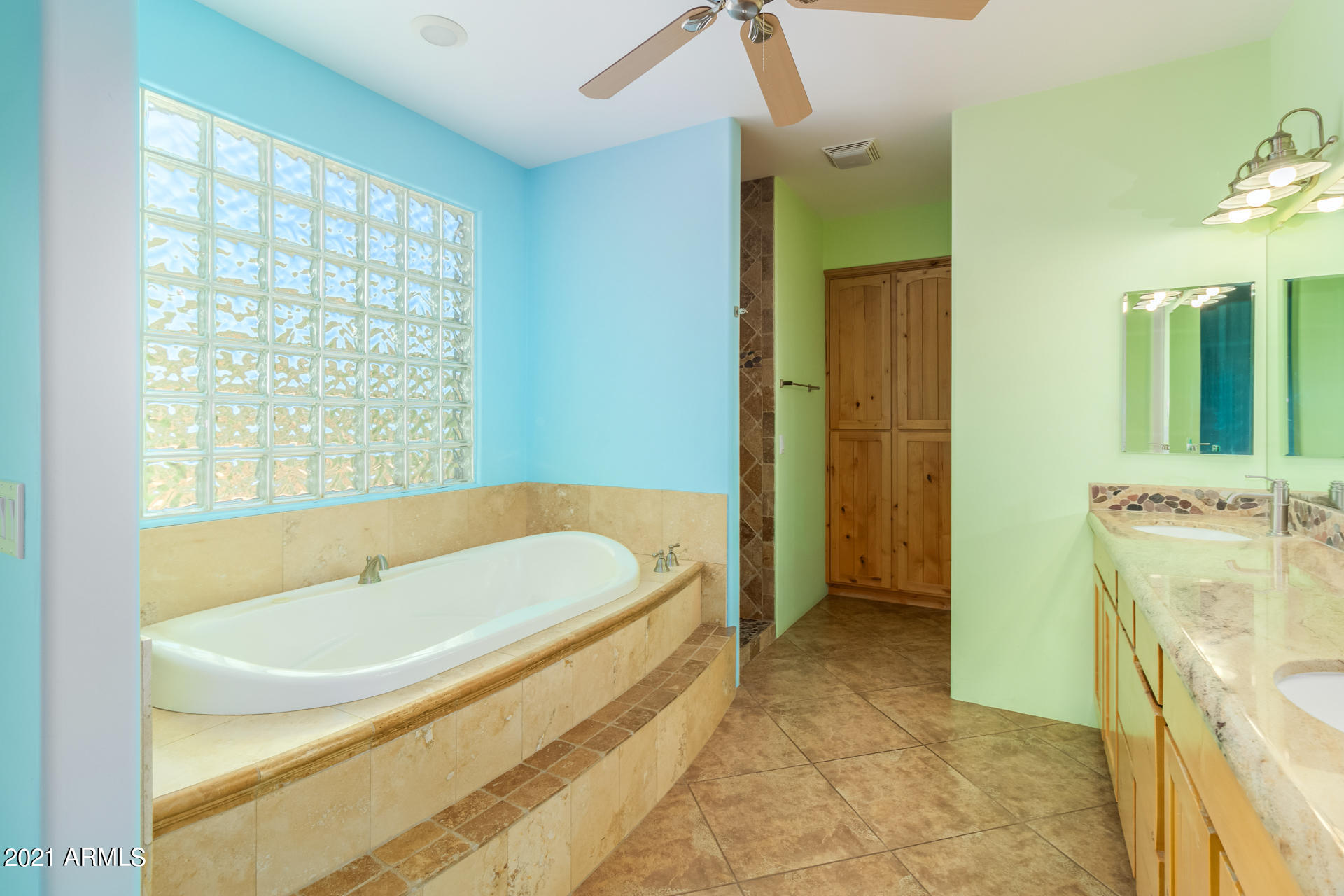 520 East Briles Road Phoenix, AZ 85085 - Photo 21 of 52 20-Briles