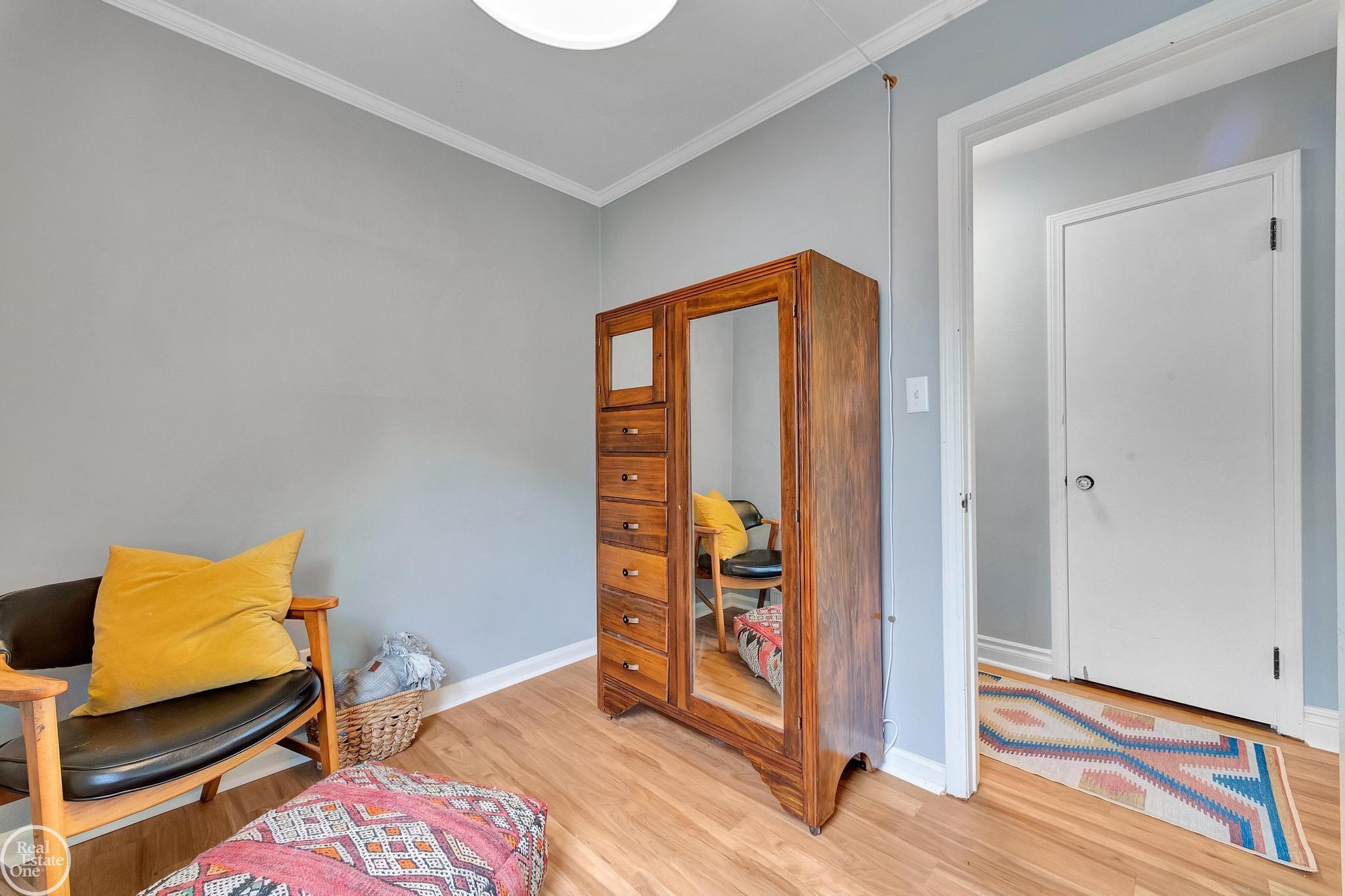951 Hampton Road Grosse Pointe, MI 48236 - Photo 55 of 85 50147430-734eb022-5727-41ad-a91c-84db499b66b2.JPG