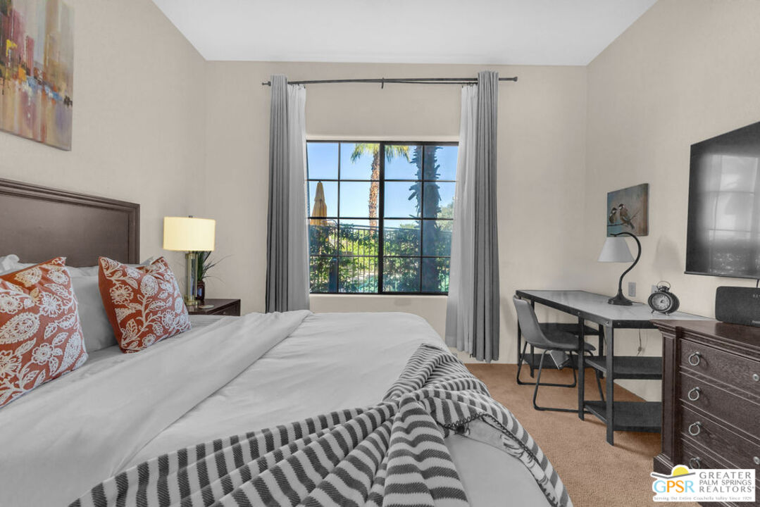 50740 Santa Rosa Plaza, Unit 2 La Quinta, CA 92253 - Photo 9 of 16