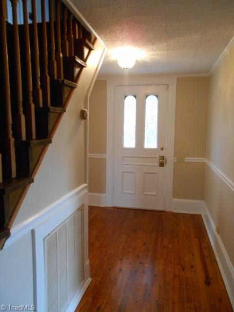 1872 Parsonville Road Purlear, NC 28665 - Photo 14 of 36 foyer/front entry