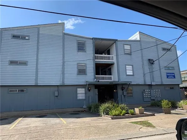 $885 | 2224 Pasadena Avenue, Unit 208, Metairie, LA 70001