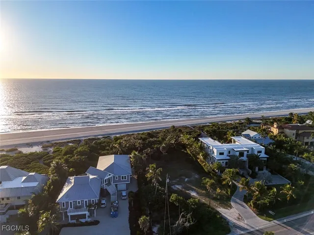 $5,500,000 | 16970 Captiva Drive, Captiva, FL 33924