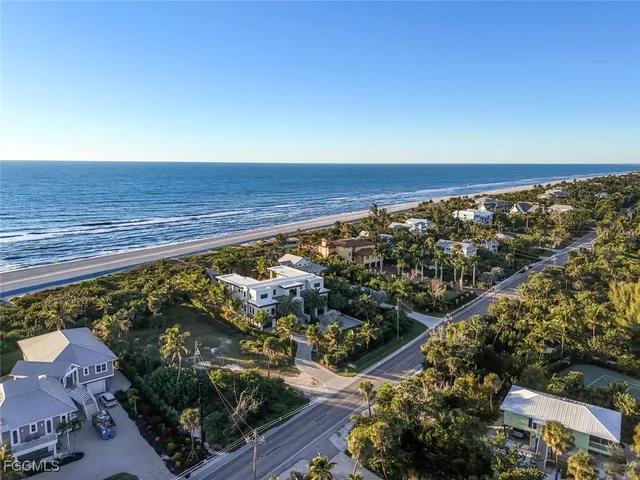 $5,500,000 | 16970 Captiva Drive, Captiva, FL 33924