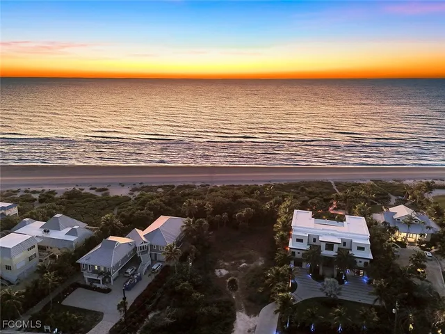 $5,500,000 | 16970 Captiva Drive, Captiva, FL 33924