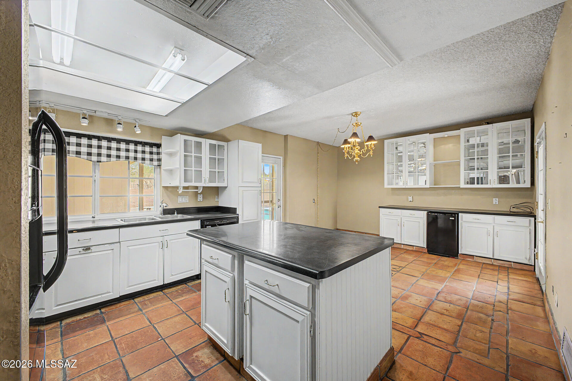 1661 West Magee Road Tucson, AZ 85704 - Photo 11 of 40 14 - Magee
