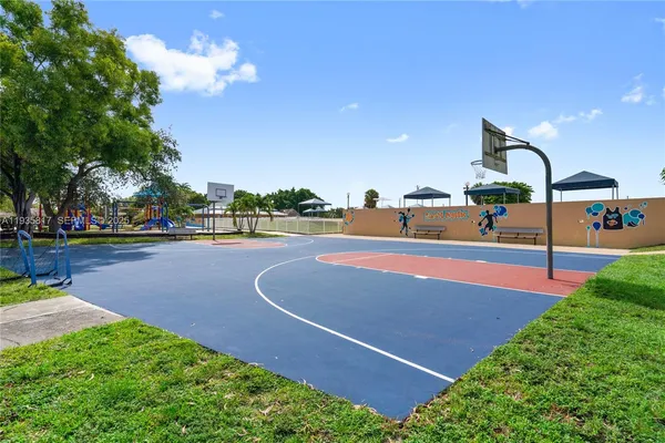 $5,700 | 13611 Southwest 77th Street, Miami, FL 33183