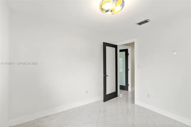 $5,500 | 13611 Southwest 77th Street, Miami, FL 33183